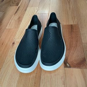 Crocs Citilane Roka Slip-On Sneaker